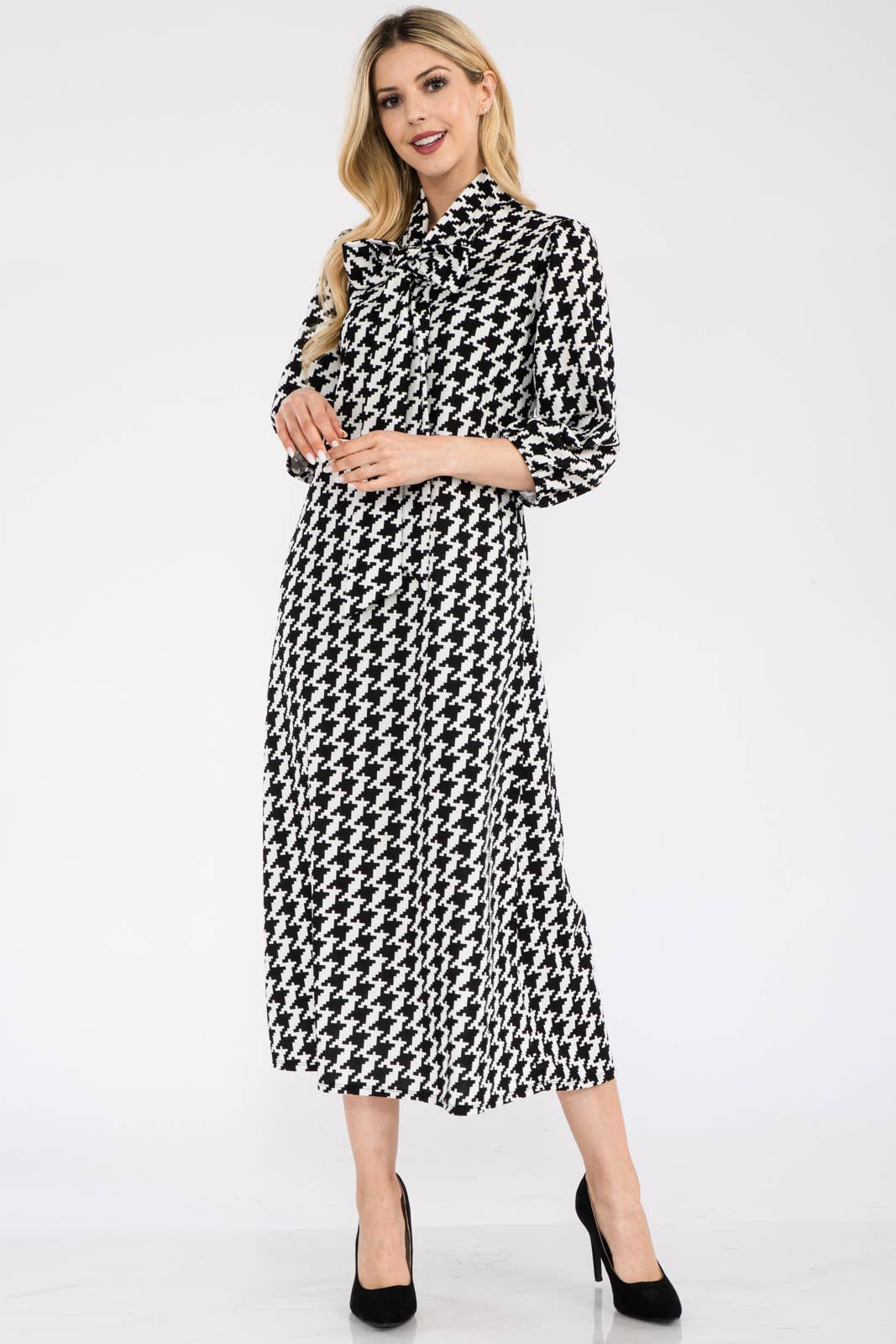 PLUS SIZE HOUNDSTOOTH MIDI DRESS WITH BOW TIE