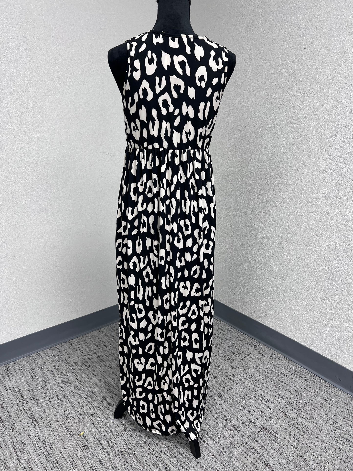 Sleeveless Maxi Dress