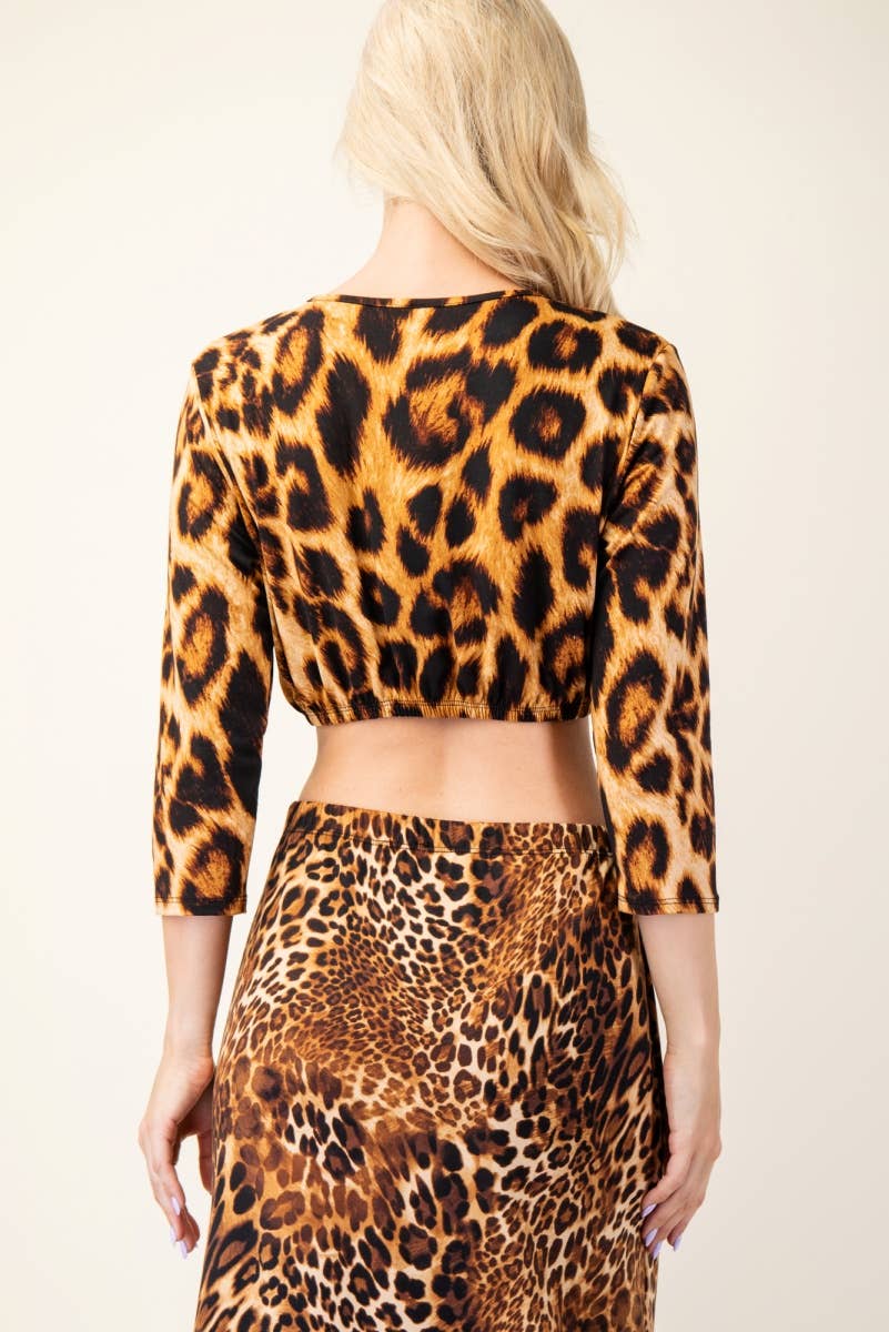 PLUS SIZE ANIMAL PRINT CROPPED LAYERING TOP