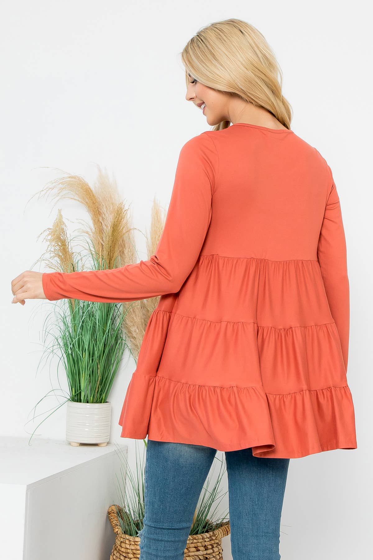 PLUS SIZE LONG SLEEVE SOLID TIERED TOP