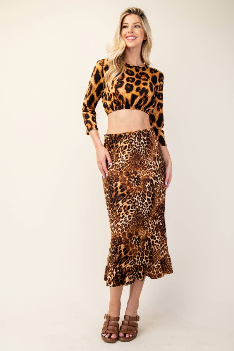 PLUS SIZE ANIMAL PRINT CROPPED LAYERING TOP