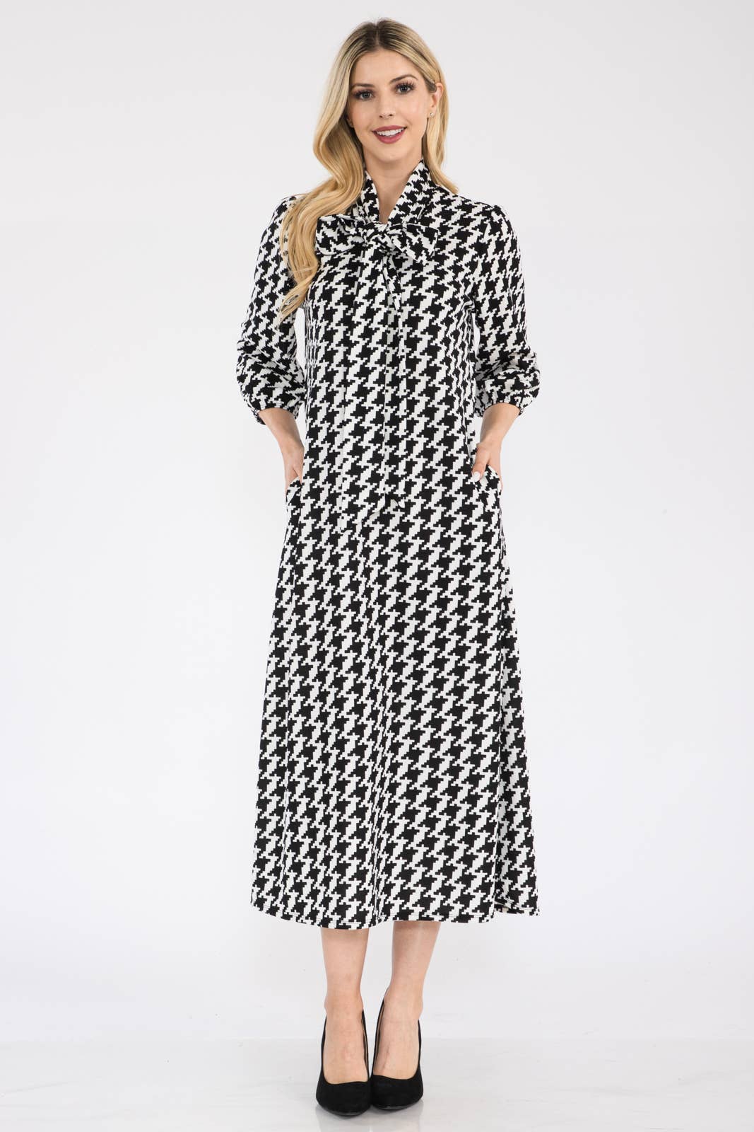 PLUS SIZE HOUNDSTOOTH MIDI DRESS WITH BOW TIE