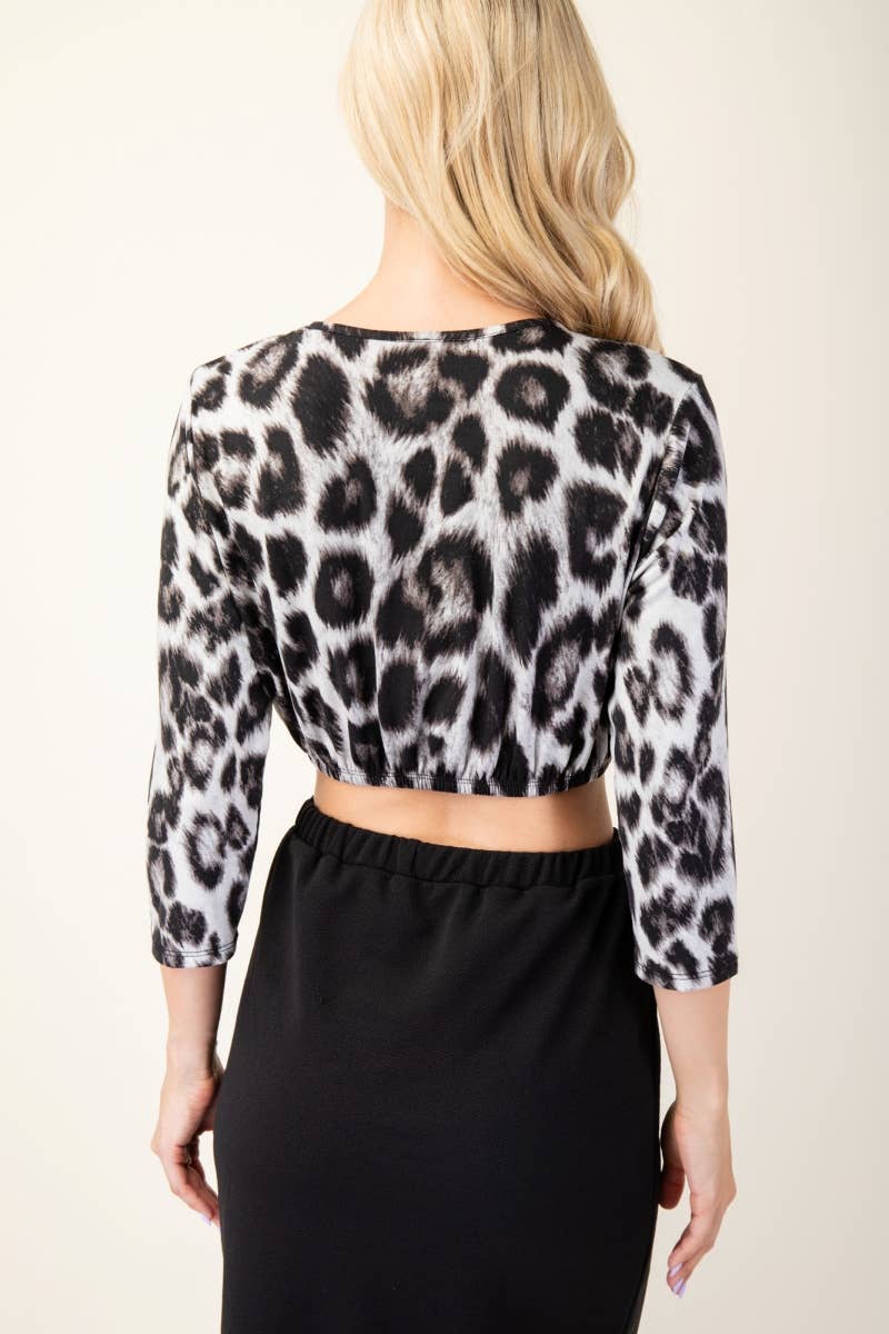 PLUS SIZE ANIMAL PRINT CROPPED LAYERING TOP