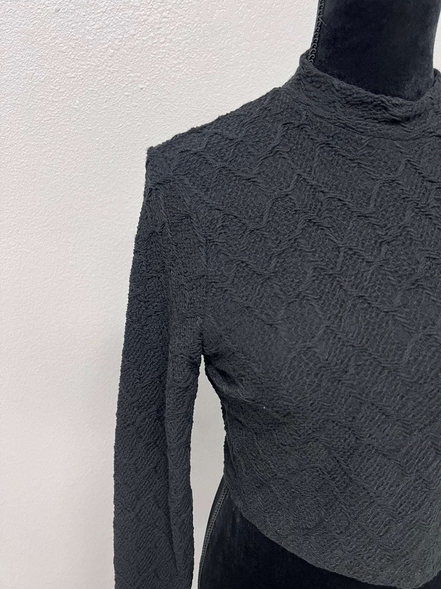 Mock Neck Jacquard Layering Crop Top